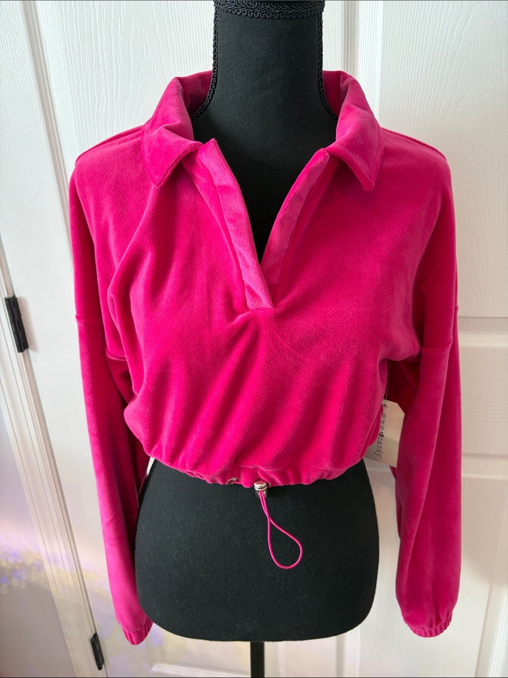 Eye Candy NEW Pink Velour Cropped Top sz small